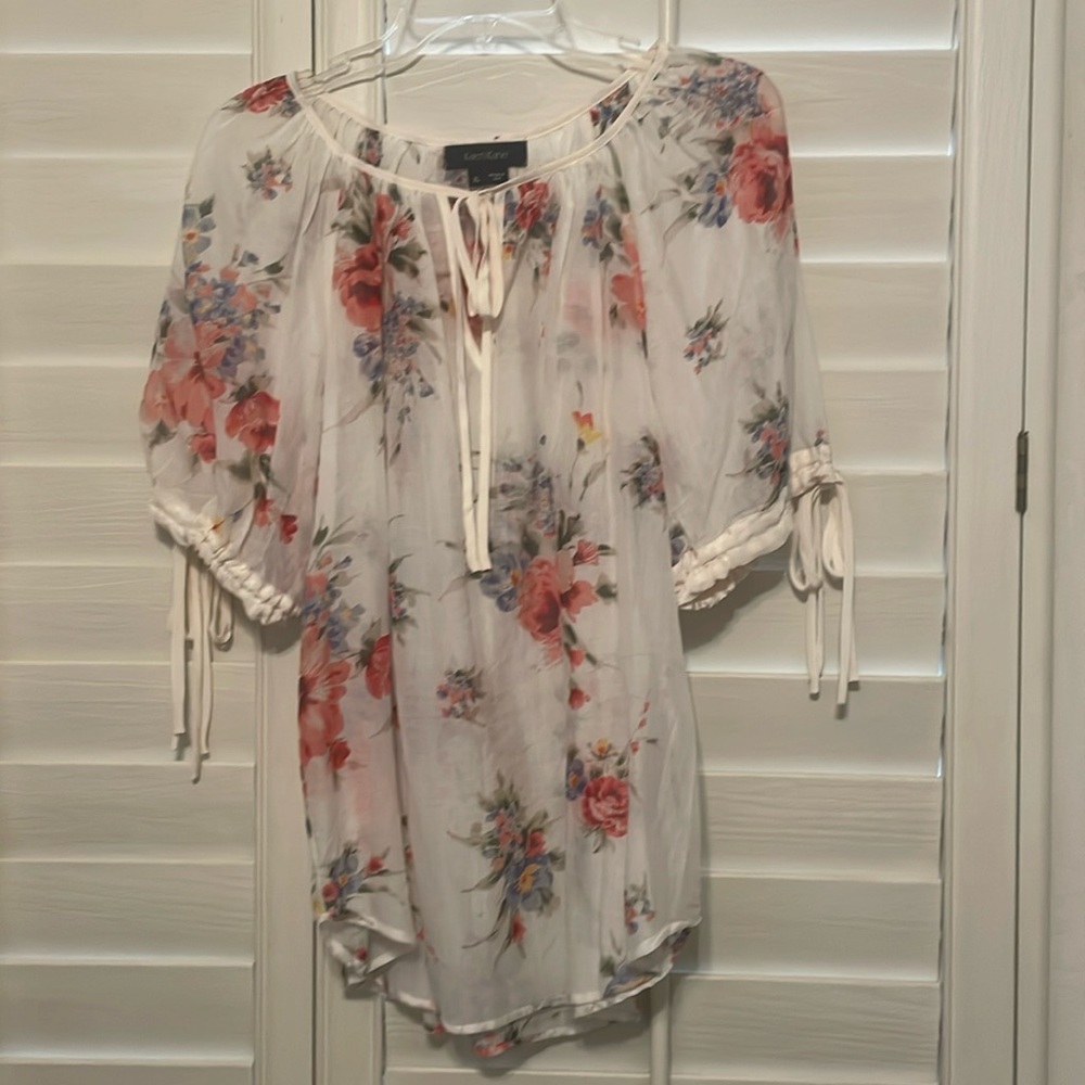 Karen Kane XL floral blouse, 30% silk, light weight